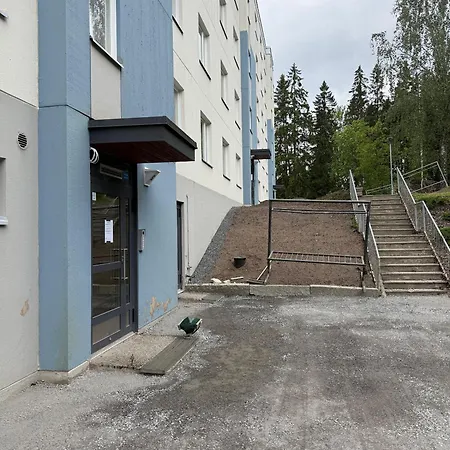 Cozy One-bedroom Near Forest And In Apartmán *